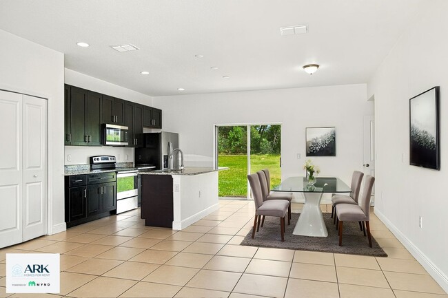 Building Photo - 16673 SW 21 Cir