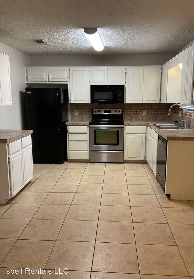 Building Photo - 4 br, 2 bath House - 2901 Bench Mark Trail