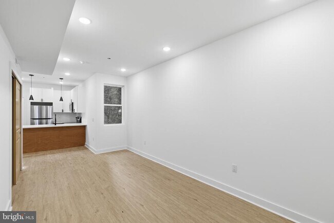Foto del edificio - 863 N 43rd St