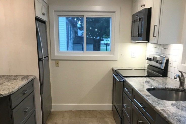 kitchen - 48 Marshall St