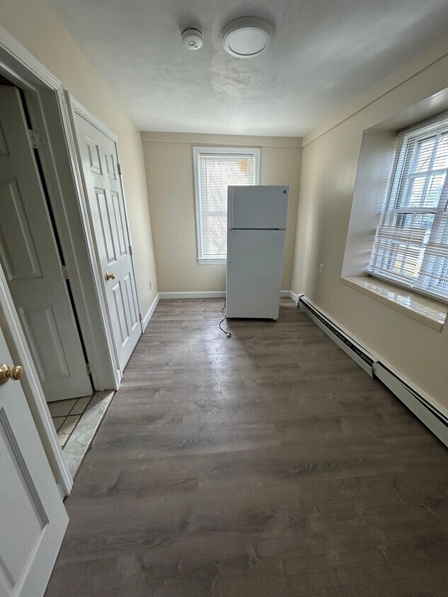 Foto del edificio - 80 Yarmouth RoadRoom 1