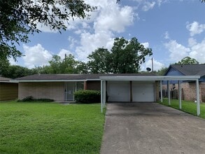 Building Photo - 5815 Darlinghurst Dr