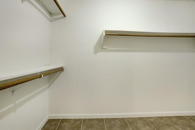 Foto del edificio - 11126 Twain Dr