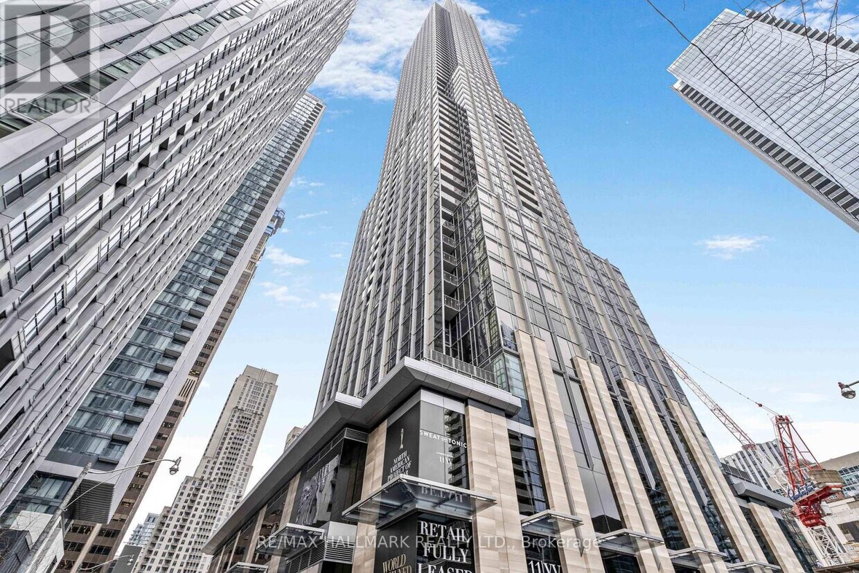 Photo principale - 11-3411 Yorkville Ave