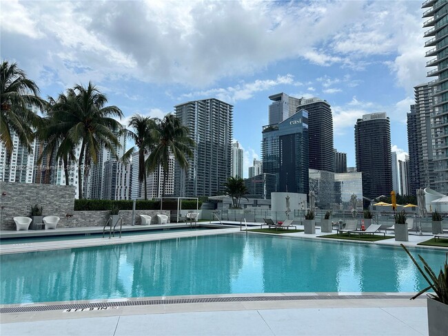 Foto del edificio - 90 SW 3rd St