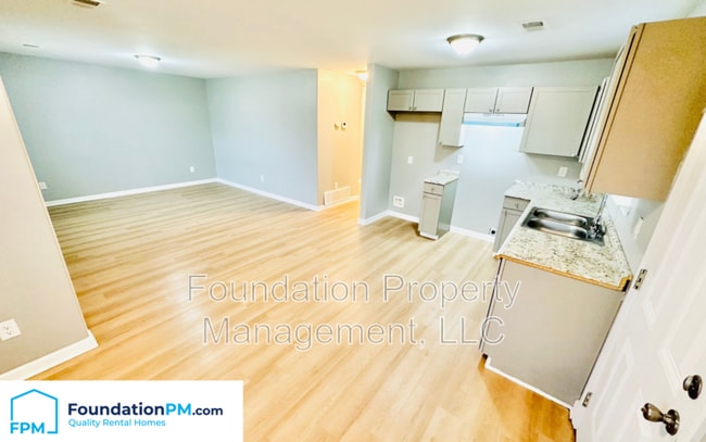 Building Photo - 3964 Dearborn St