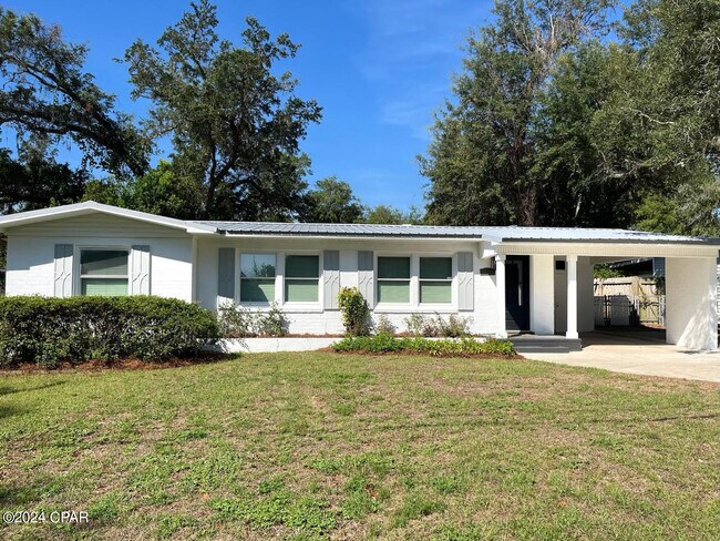 Building Photo - 413 Rowe Dr