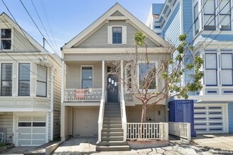 Building Photo - 1030 Sanchez St
