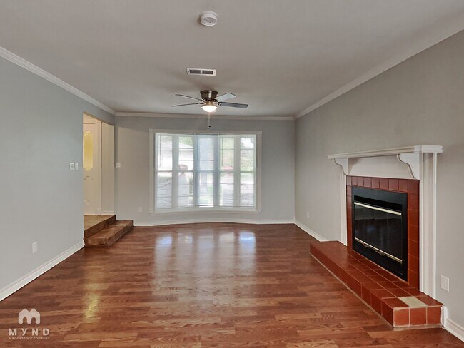 Foto del edificio - 108 Brookwood Dr