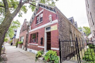 Building Photo - 2023 W Webster Ave