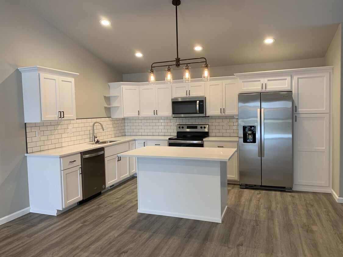 Foto principal - 3665 56th St S
