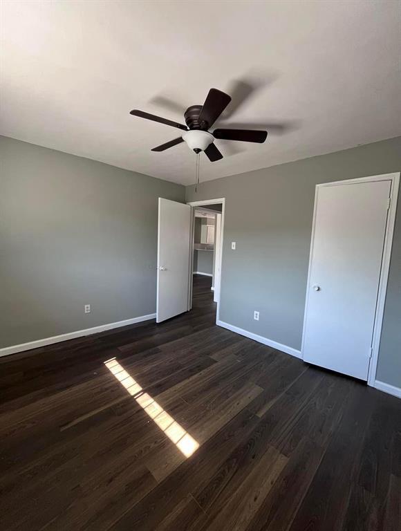 Foto del edificio - 8119 Bertwood St