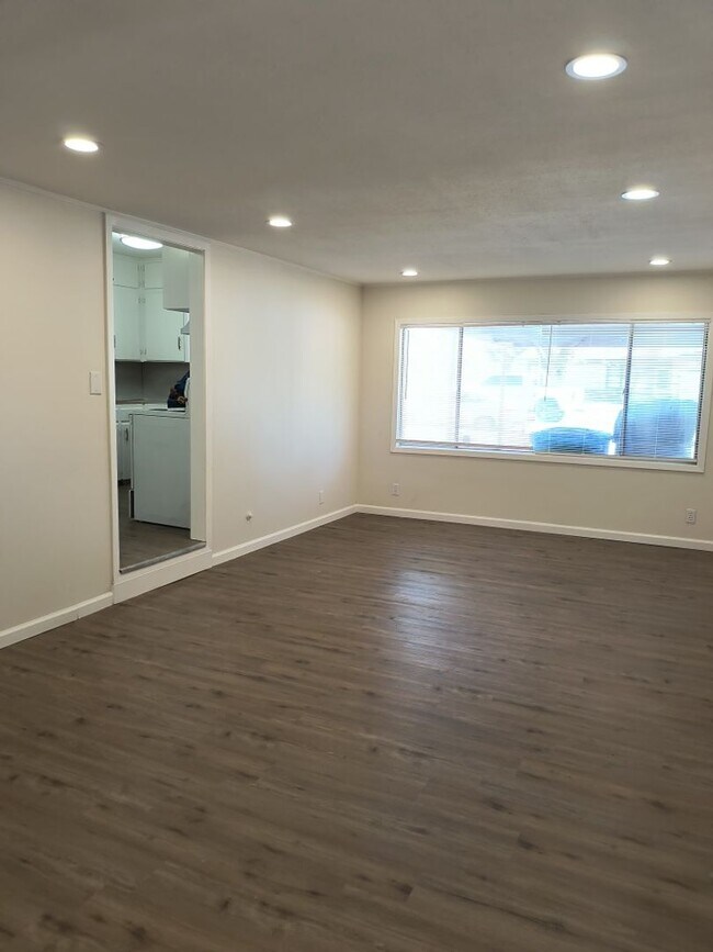 Building Photo - Be the first to live in this newly remodel...