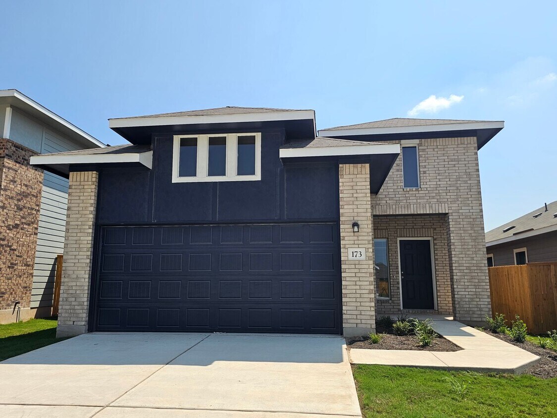 Primary Photo - 4 Bed / 2 Bath Single Story in Jarrell's E...