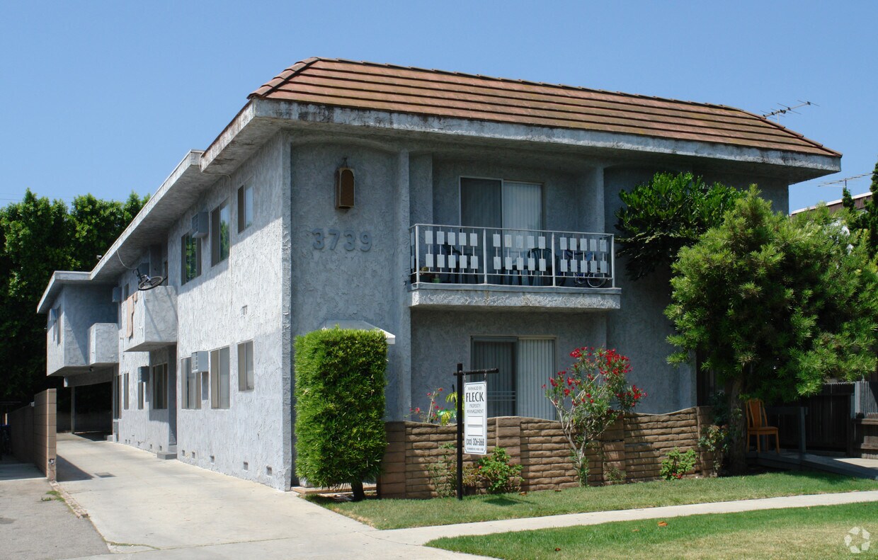 Building Photo - 3739 Delmas Ter