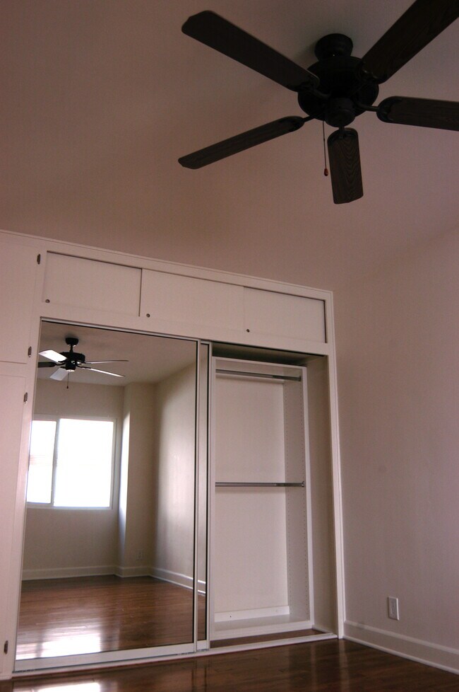 Foto del edificio - 1028 3rd Street