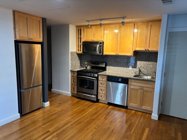 Foto del edificio - 66 Merced Ave