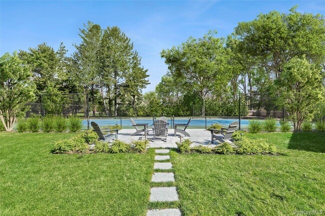 Foto del edificio - 8 Shore Rd