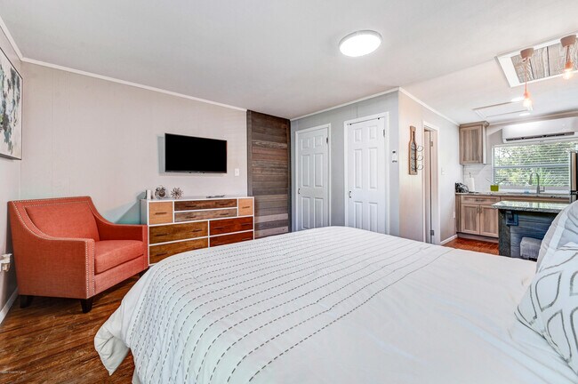 Foto del edificio - 1704 Oak St