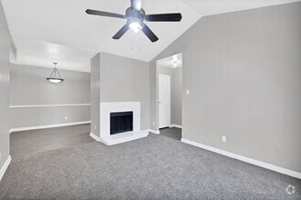 Interior Photo - Estates at Westchase