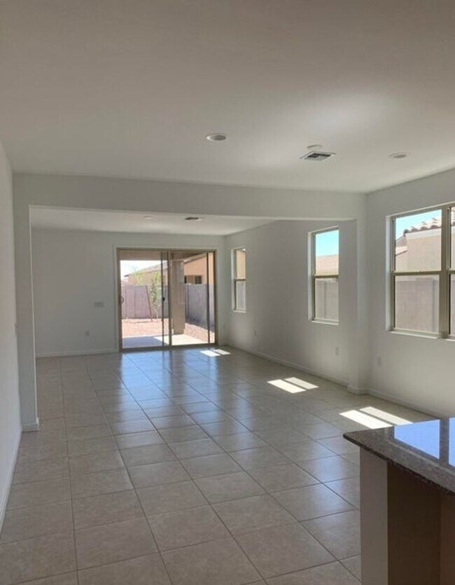 Building Photo - ALMOST NEW  3 bed 2 bath home for lease bu...