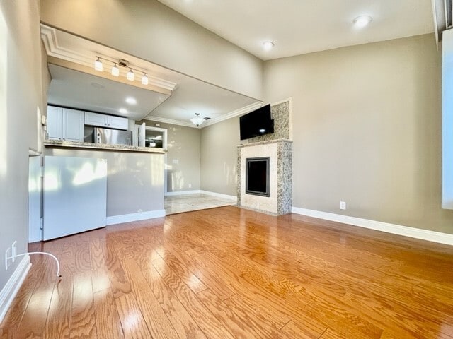 Building Photo - 1798 Pomona Ave