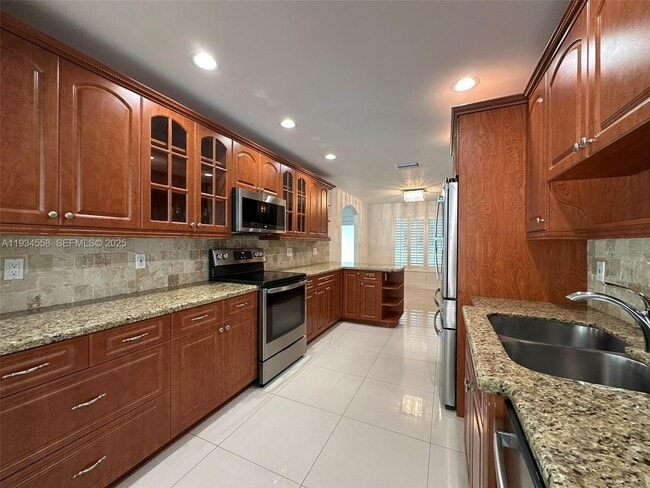 Foto del edificio - 7535 SW 117th St