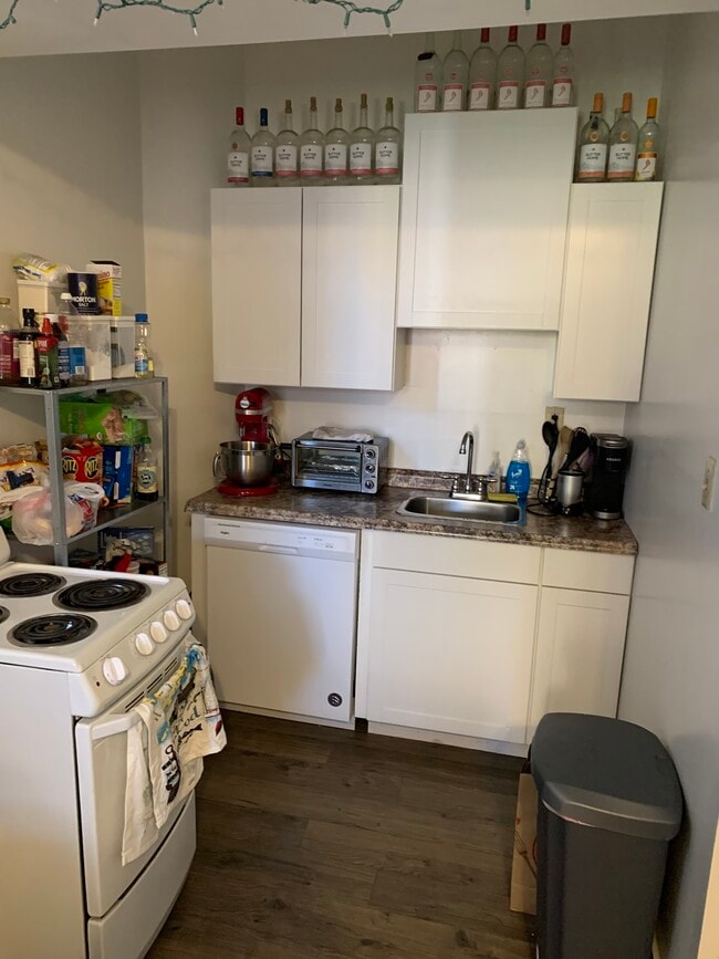 Photo - 374 Meyran Ave House