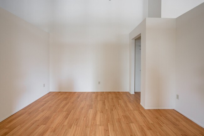 Foto del edificio - 6200 2nd Ave