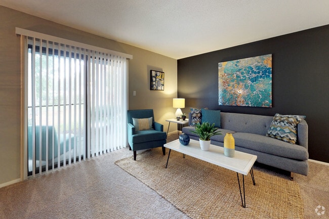 2HAB, 1,5BA - 1000 ft² - Summerville Station