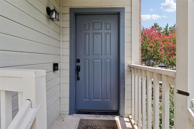 Building Photo - 2450 Wickersham Ln