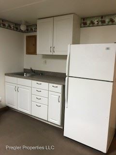 Foto principal - 104 S Linn Ave