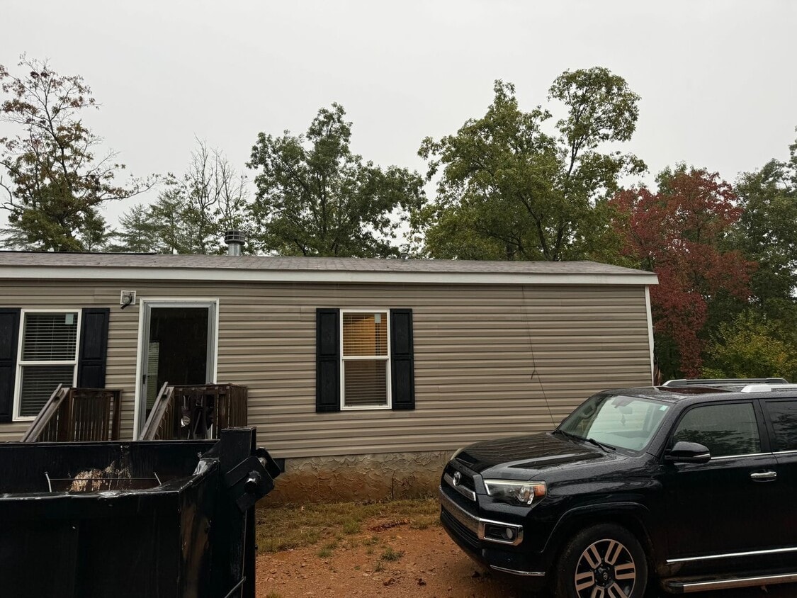 Primary Photo - New 3/2 Doublewide!