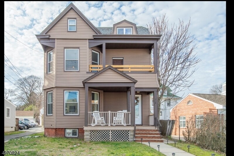 Primary Photo - 318 Broad St