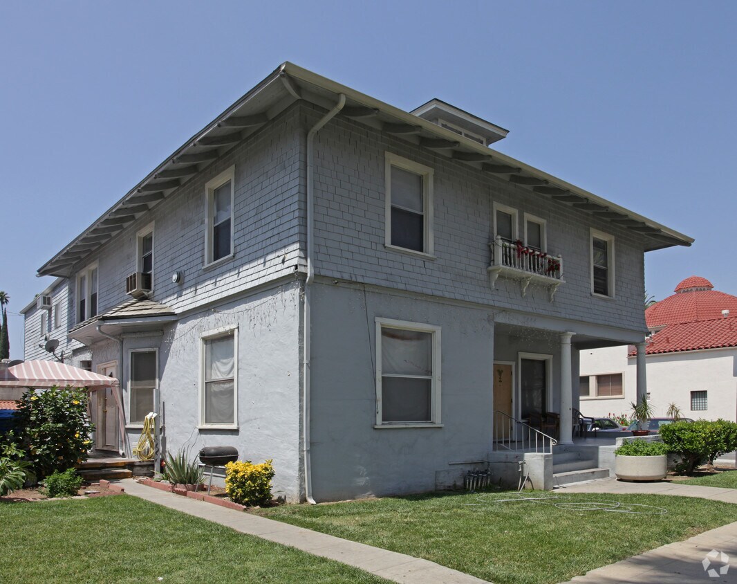 Primary Photo - 3444 6th St