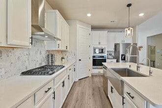 Building Photo - 17812 Hanson Ridge Dr