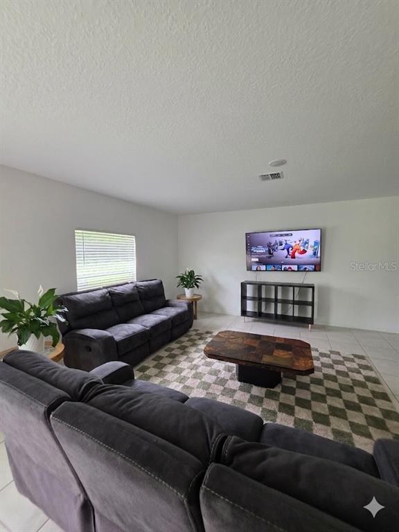 Building Photo - 216 Citrine Lp