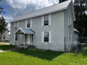 Building Photo - 6536 SE 221st St