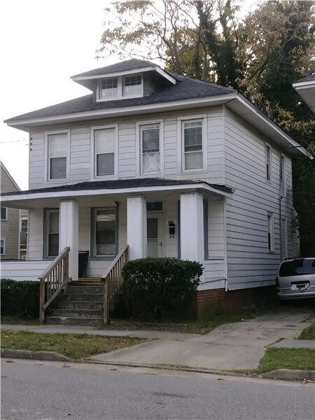 Primary Photo - 3509 Killam Ave