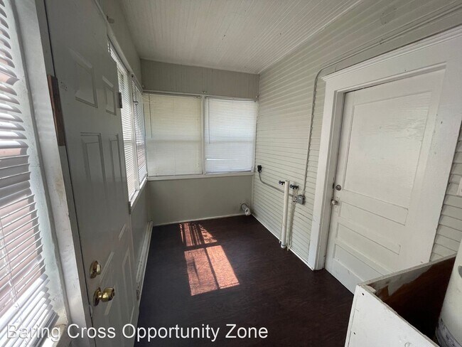 Foto del edificio - 2 br, 1 bath House - 1312 W 11th