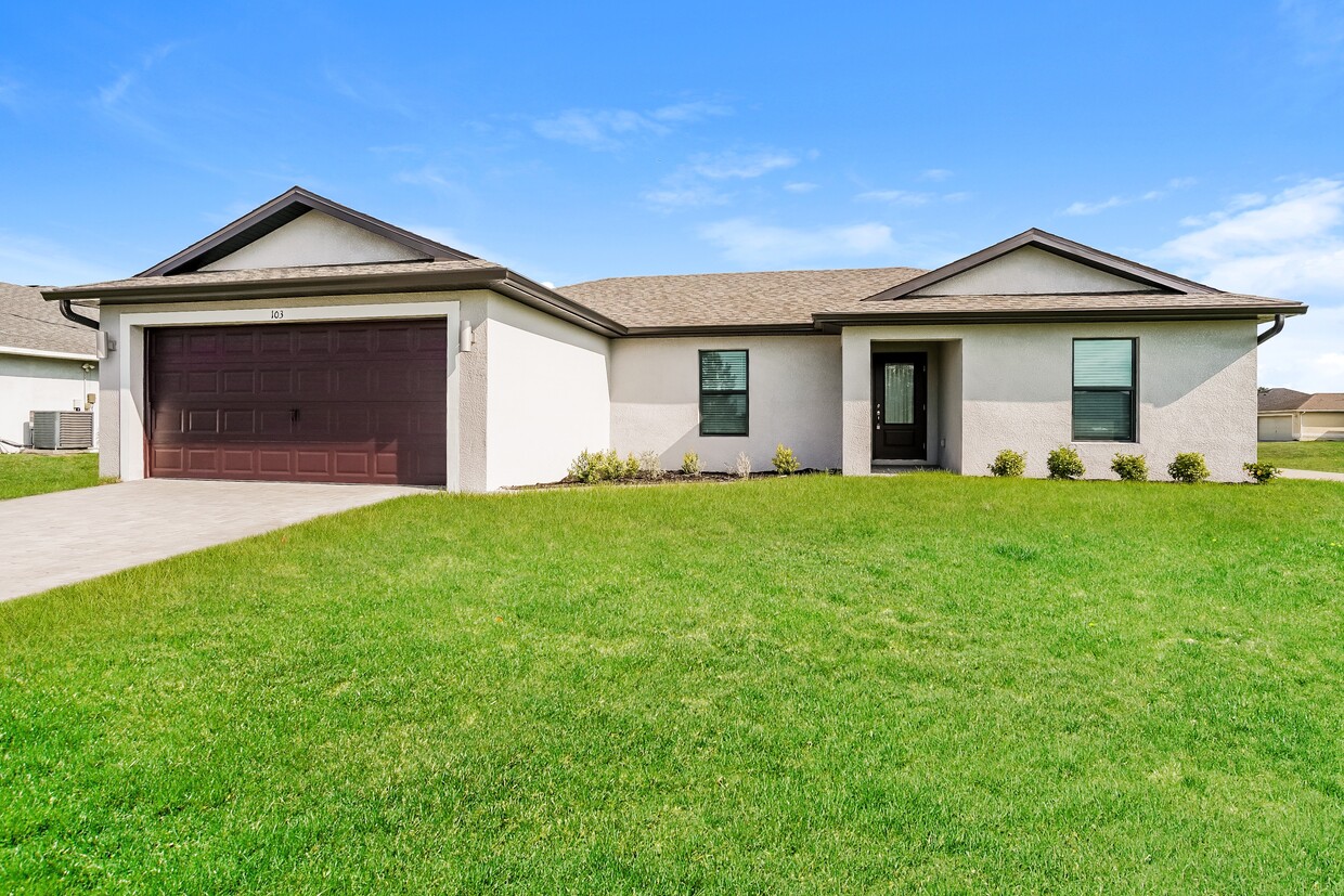 Foto principal - 103 NW 13th Terrace