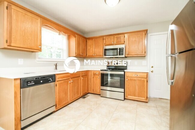 Foto del edificio - 3 Bedroom Pet-Friendly Home in Murfreesbor...