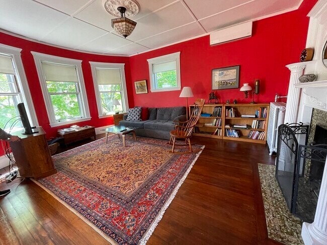 Building Photo - 27 Stanton Rd