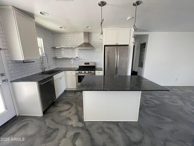 Foto del edificio - 3416 N 37th St