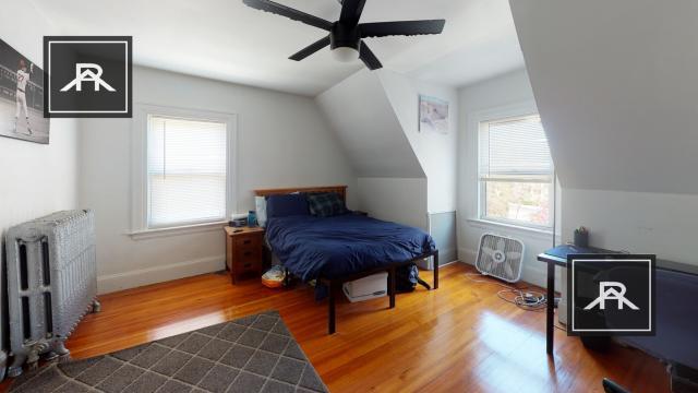 Foto del edificio - 5 bedroom in Brookline MA 02445
