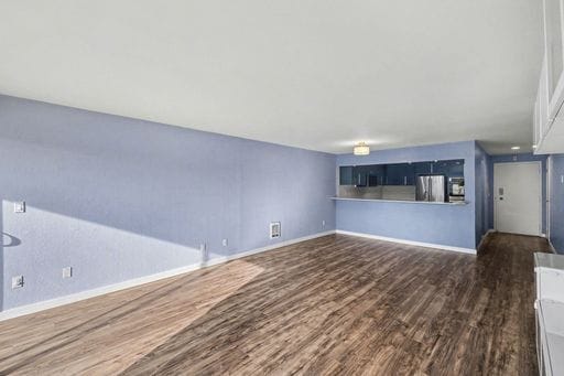 Building Photo - 13820 NE 65th St