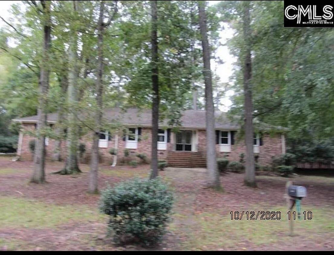 Building Photo - 1732 Willow Creek Dr