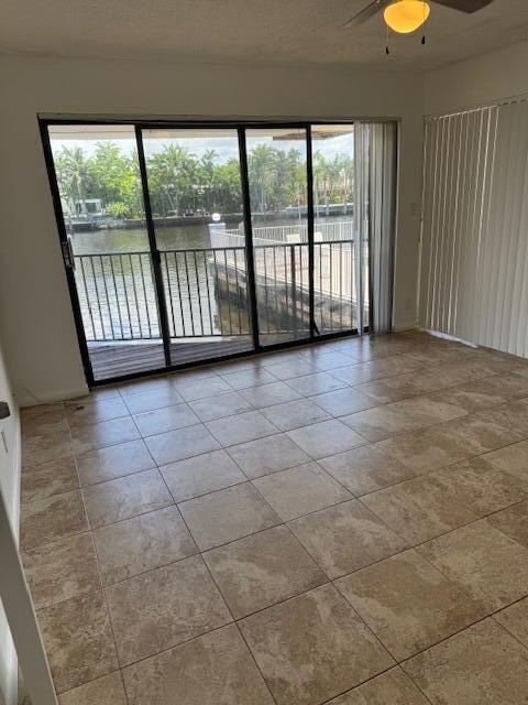 Foto del edificio - 1827 Middle River Dr