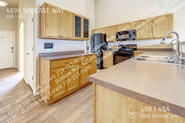 Foto del edificio - Single Family with gorgeous Front Range view.