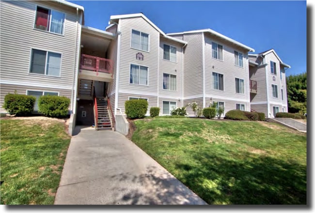 Building Photo - 3172 SW Doyle Pl
